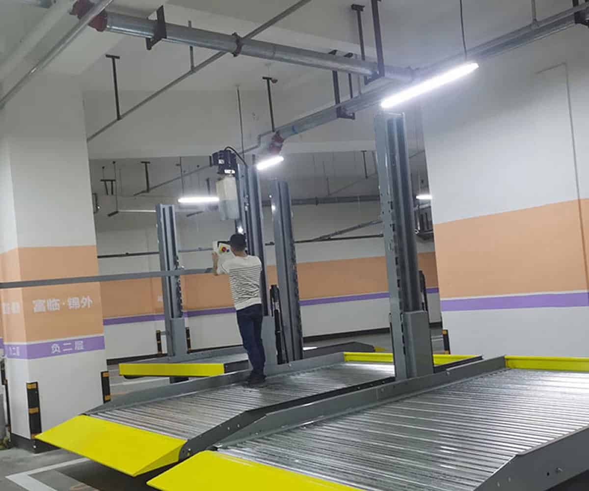 酉陽兩層簡易升降類立體停車庫二手